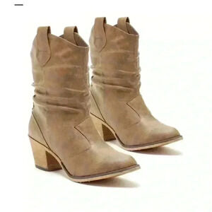 Charles Albert Womens Distressed Brown Cowboy Boots, Size 7